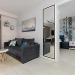 Apartman Sea & By Renters *