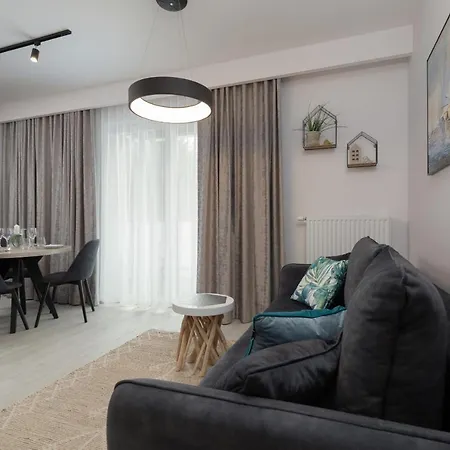 Sea & By Renters Apartament *